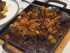 -彩云天云南餐厅