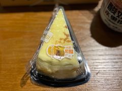 榴莲千层蛋糕-御蝶坊面包KNAC(沙河西店)