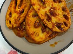 -堂瓦里·33年传统赣菜(第一街区店)