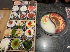 -井格重庆火锅(临平银泰城店)