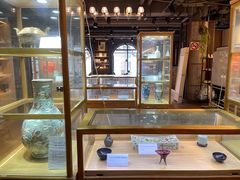 -光海书局(南京东路第一百货店)