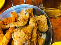 -BHC炸鸡(明洞总店)