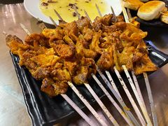 -小河公主秘制烤羊腿(小绿谷店)
