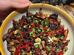 -芸山季·云南山珍菌火锅(人民广场来福士店)