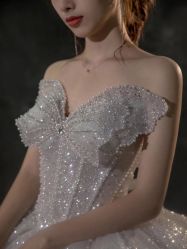 -艾朵婚纱