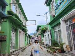 -百里峡七彩艺术小镇