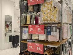 -优衣库(南京建邺万达广场店)