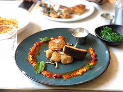 香煎三文鱼扒芥末籽汁-卡朋西餐(较场西路店)