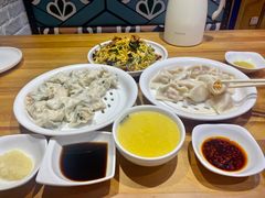 -王慧洁开口虾水饺·地道东北菜(银泰城店)