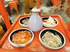 谭公四宝-谭鸭血老火锅(龙湖宝山天街店)