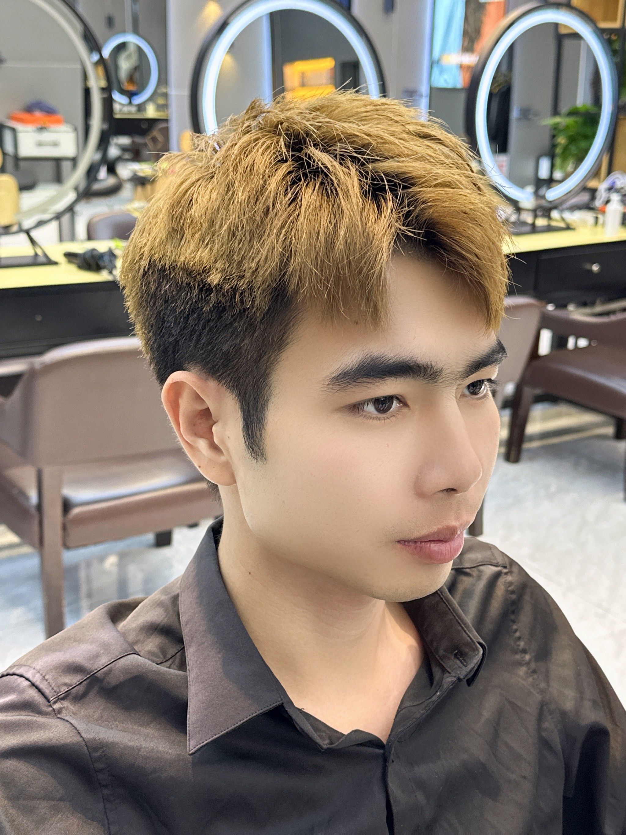 男士新发型超帅气