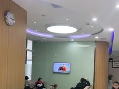 -雅悦齿科(顾村公园店)