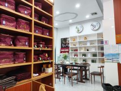 -岳灵生发养发馆