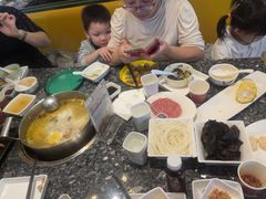 -一席地·本地鸡窝·杭帮鸡火锅(萧山银隆百货店)