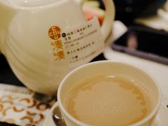 大红袍奶茶-湊湊火锅·茶憩(打浦桥日月光店)