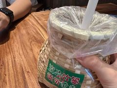 -云阿蛮云南生烫牛肉米线(奉贤路店)