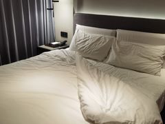 -舍居智能酒店(深圳宝安翻身地铁站店)