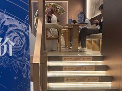 -霸王茶姬(上海恒基名人店)