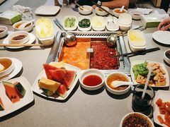 -海底捞火锅(新松江路生日主题店)