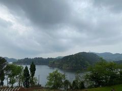 -华凌山庄·隐湖栖