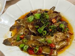 干烧耗儿鱼-洪霞餐馆