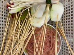 -拈签一笑黄牛肉辣卤串串
