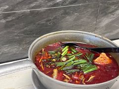 -铁锅哥米线