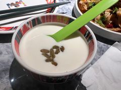 自制酸奶-塔哈尔·新疆盛宴(复地活力城店)