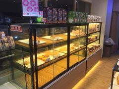 面包甜点陈列柜-沁园(新沙正街店)