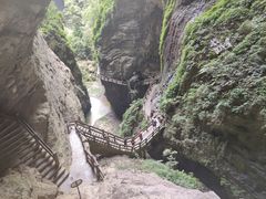 -龙水峡地缝景区