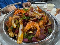 -凤凰路何眼镜香辣蟹(花果园店)