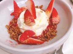 草莓慕斯-农畉LONFOOD(福田星河COCOPark店)