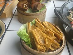 -瓜西西重庆火锅(花溪店)