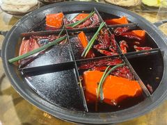 -正南齊北重庆老火锅(光华村直营店)