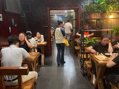 -万记麻辣烫国展总店