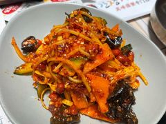-草家酱蟹炭火烤肉店(珲春南路一店)