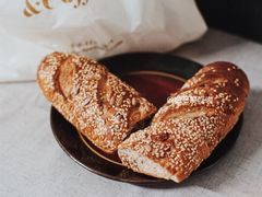 蔓越莓果仁全麦-红跑车(矿大店)