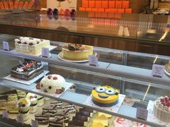 面包甜点陈列柜-面包新语(上地华联店)