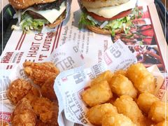-The Habit Burger Grill 哈比特汉堡(复兴soho店)