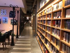 -百新书局(尚悦湾店)