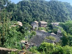 -高荡千年布依古寨旅游景区