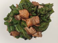 辣椒炒土猪肉-小東馆(东纵路店)