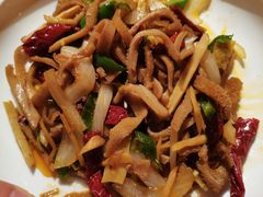 -耶里夏丽·新疆菜·28年喀什老馆(田林东路店)
