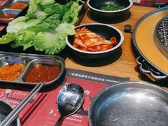 -青瓦炭韩潮烤肉(花园道店)