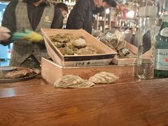 -斯普汇生蚝牛排馆(中骏世界城店)