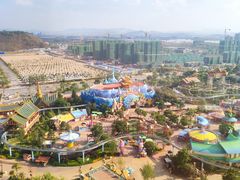 -七彩云南欢乐世界