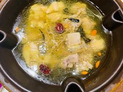 汽锅鸡-老滇山寨•云南特色菜•地方菜•民族风情歌舞表演(金碧店)