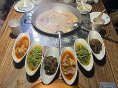 -泽成冰煮羊(非·遗东岸国际店)