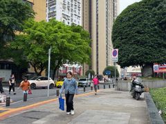 -老来福·非遗酸汤兔(凯旋路店)