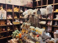 -钟书阁(松江泰晤士小镇店)